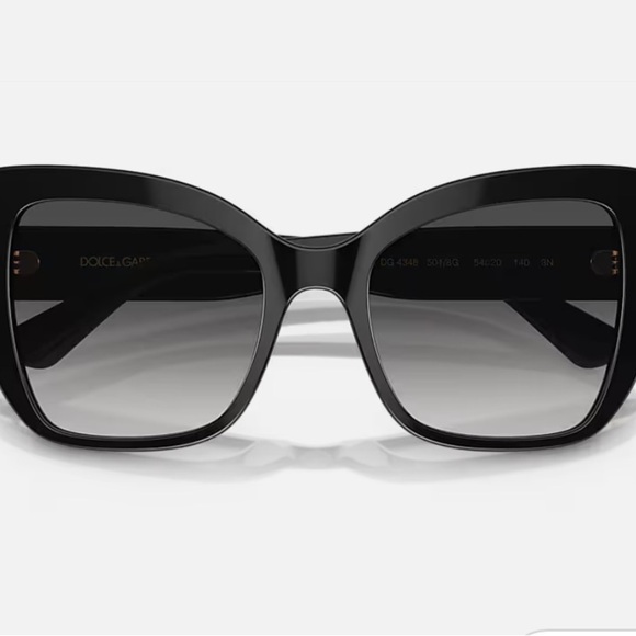 Authentic Dolce&Gabbana Black cat eye frame grey lense
DG4348 - Picture 2 of 11